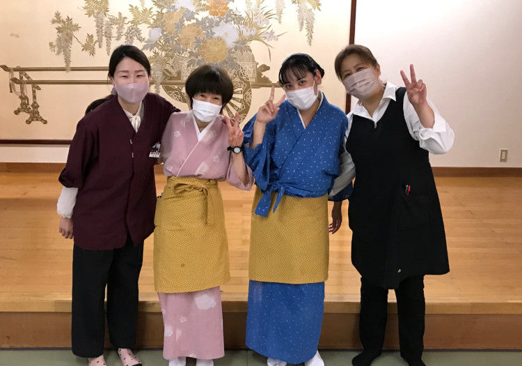 山県館 × フロント