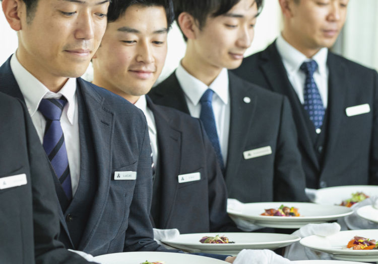 THE TOWER HOTEL NAGOYA（株式会社アメーバホールディングス） × レストランサービス