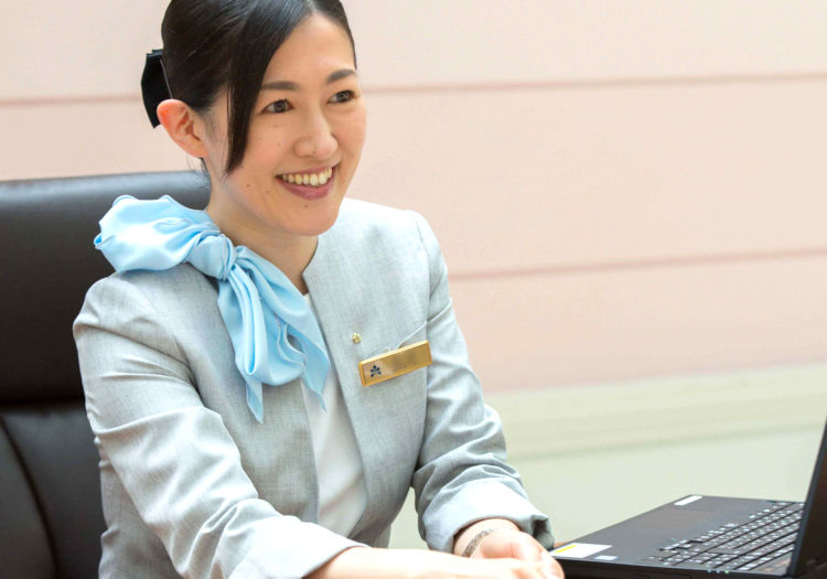 グランドニッコー東京ベイ 舞浜 × フロント