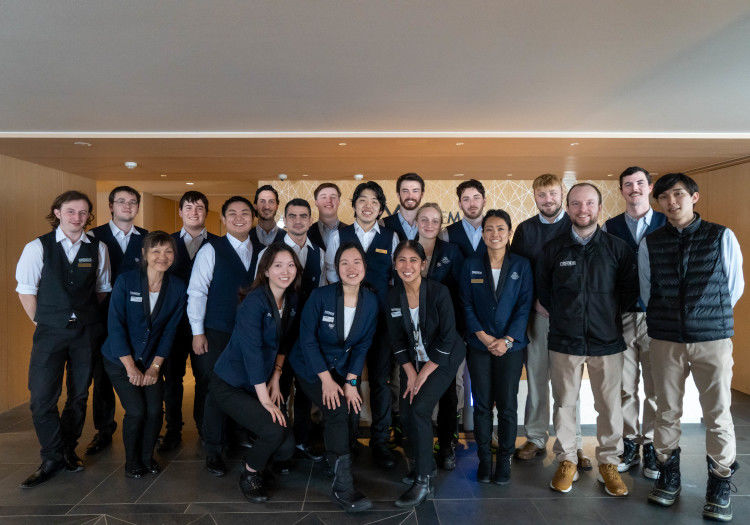 株式会社NISEKO ALPINE DEVELOPMENTS　本社 × ドア・ベル・コンシェルジュ
