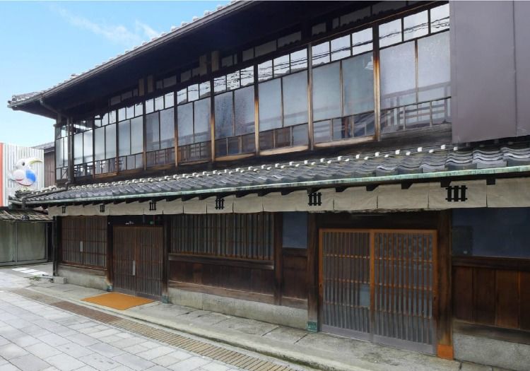 NIPPONIA HOTEL 竹原 製塩町 × サービススタッフ