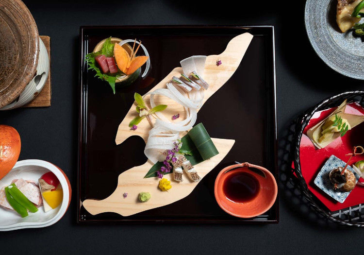HOTEL OOSADO × リーダー・チーフ（料飲部門）