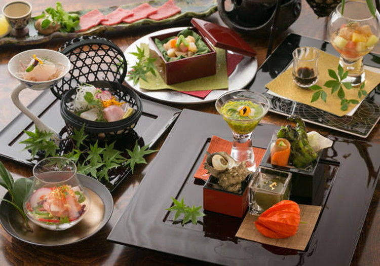 鷹の巣館 × 和食