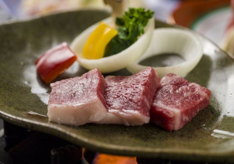 ブランド牛など飽くなき食材へのこだわり。その精神があなたの見識と技術を高めます。