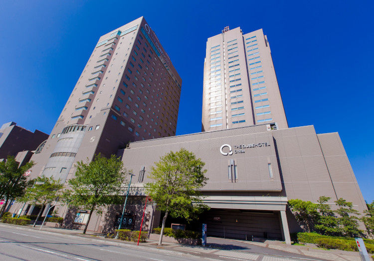 The QUBE Hotel Chiba × 総務・経理・人事