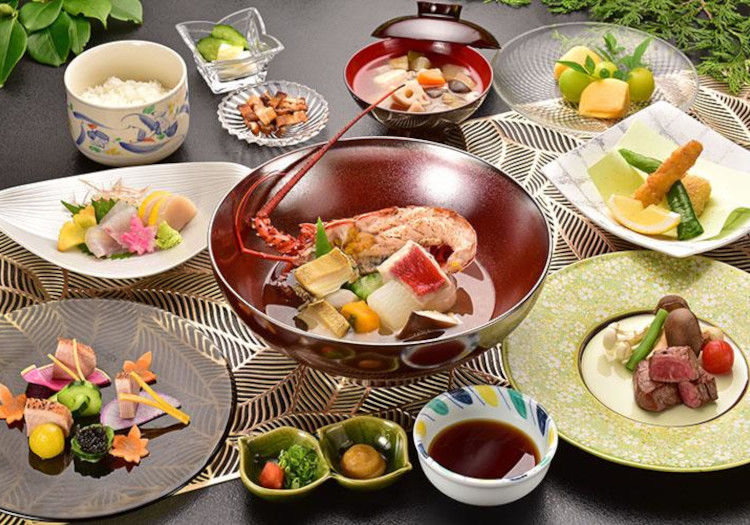 箱根湯の花プリンスホテル × 和食