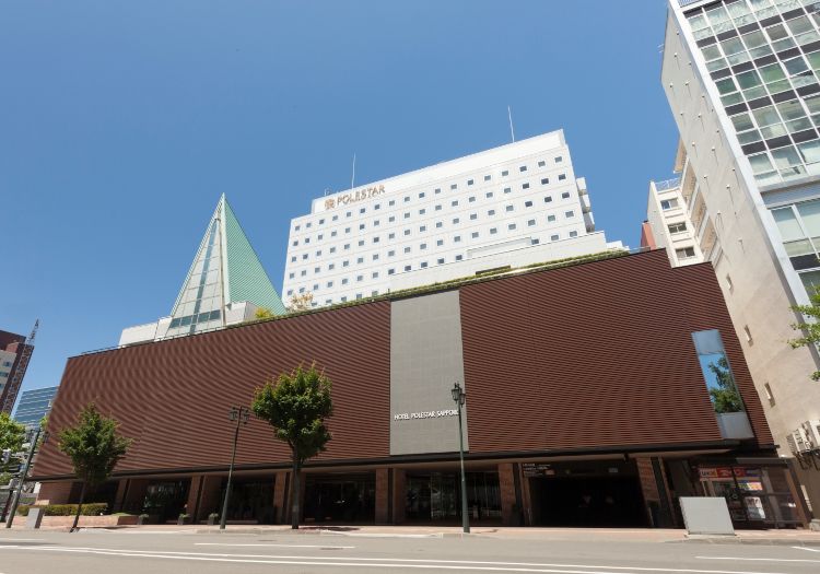 ホテルポールスタ―札幌 × フロント