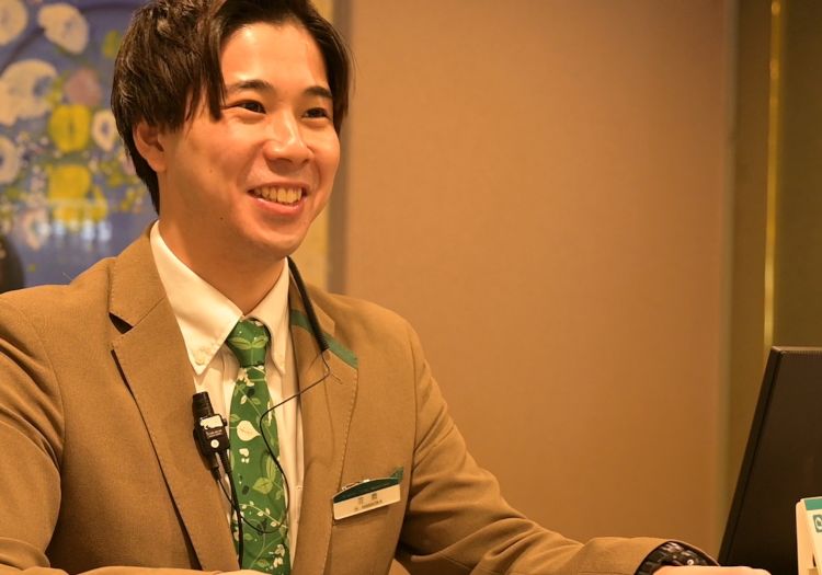 ホテルリステル猪苗代 × フロント