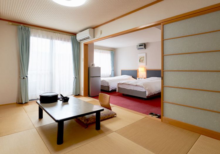 ホテルサンリゾート白浜は全客室露天／つぼ湯付で、お部屋にて健康体験が可能です。