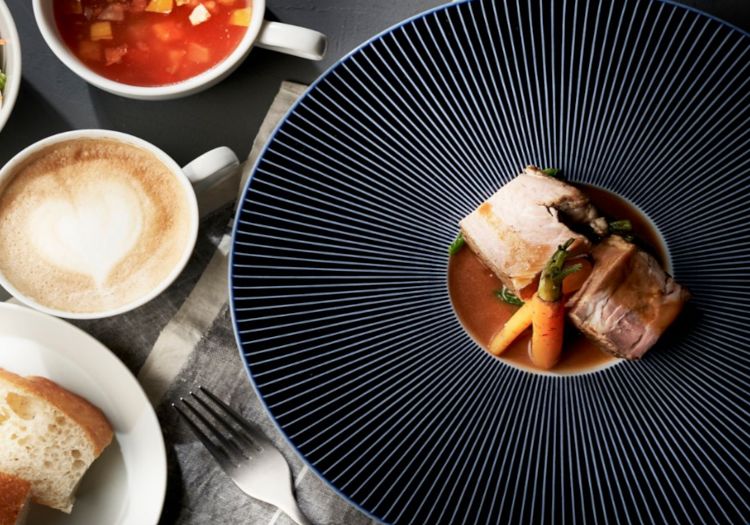 コートヤード・バイ・マリオット大阪本町 × 料理長・マネージャー・シェフ