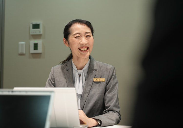 お見積りの作成や提案資料づくりなど、デスクワークも担当していただきます。