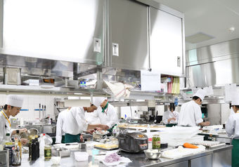 丁寧に教えてもらえるので安心して始めることができます。