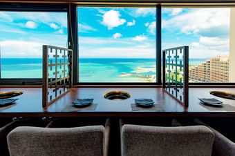 沖縄料理をはじめ洋食・中華・アジアンなど幅広いお料理をご提供しています。