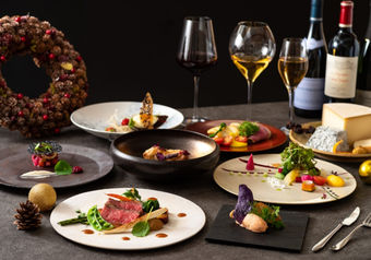 関東平野の雄大なパノラマを一望できるフレンチレストラン「メリメランジュ」