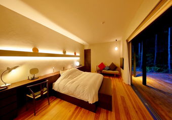 広々とした客室で、思い思いの時間をお過ごしいただけます。