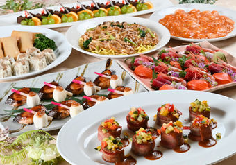 アラカルトだけでなく、宴会用のコース料理なども担当いただけます。