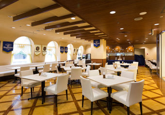 館内レストラン「スネービット」では親しみあるお食事をご提供しています。