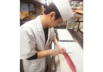 あわびや伊勢えび、松坂牛など高級食材を扱える環境で成長するチャンス！