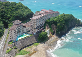 太平洋の壮大な景色を望める当ホテルで、一緒に働きませんか？