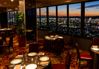 館内4つのレストランでは本格的なお料理を提供しています。