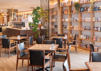 全国転勤ありのナショナル正社員は、特に多彩なキャリアパスをご用意！