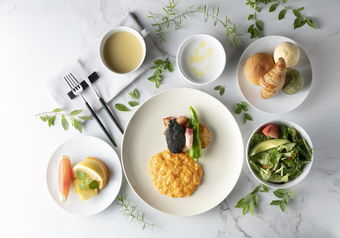 ご家族やお友達など、幅広い層のお客様が気兼ねなく利用できる朝食メニューをご用意。