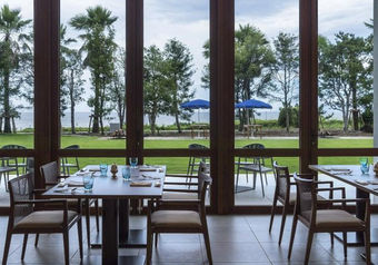 落ち着いた雰囲気の中、ゆったりとした時間をご提供しています