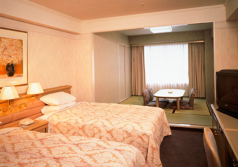 2つの館で幅広い客室をご用意。本館のお部屋は全室キッチン付き！長期滞在にも◎