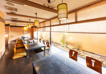 上質な和の空間で彩り豊かなメニューが楽しめる和洋ダイニング
