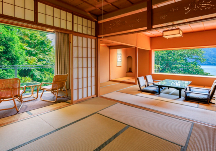 全24客室、全てのお部屋がレイクビュー！夕暮れから早朝に移ろう美景は圧巻です