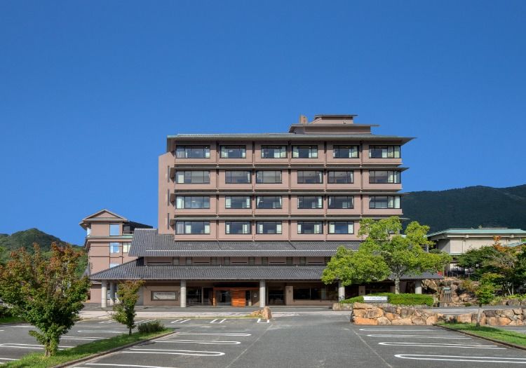 創業から185年以上に渡って、川棚温泉や山口県下関市の魅力をお届けしています